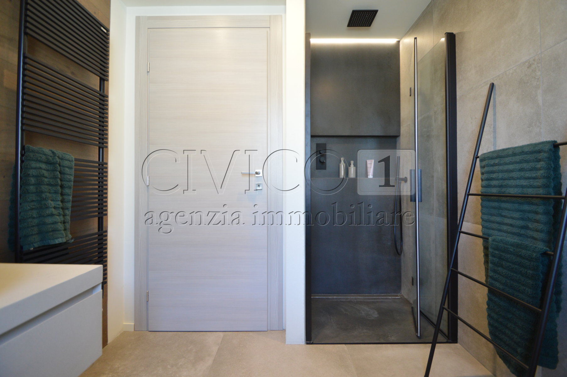 Immagine 22 di Casa trifamiliare in vendita  in Via San Salvatore a Nanto