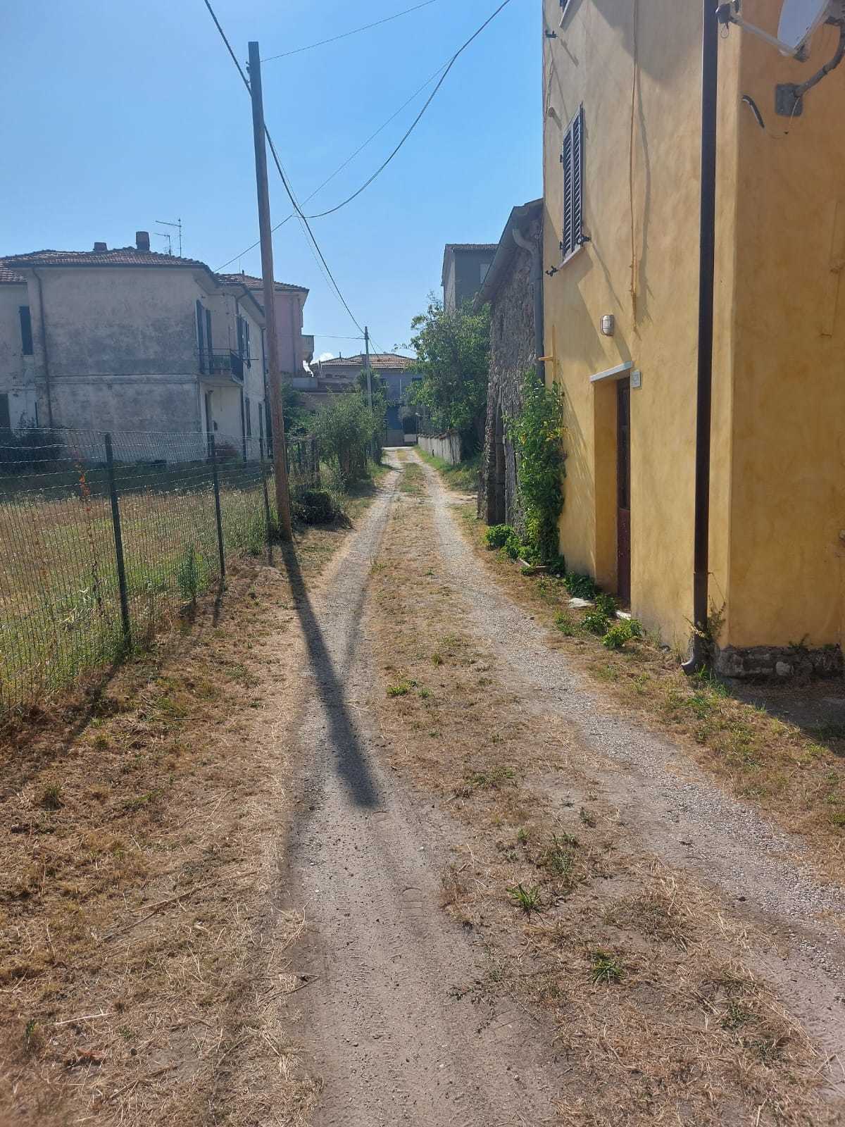 Immagine 7 di Terratetto in vendita  in Via Paradiso 3 a Castelnuovo Magra