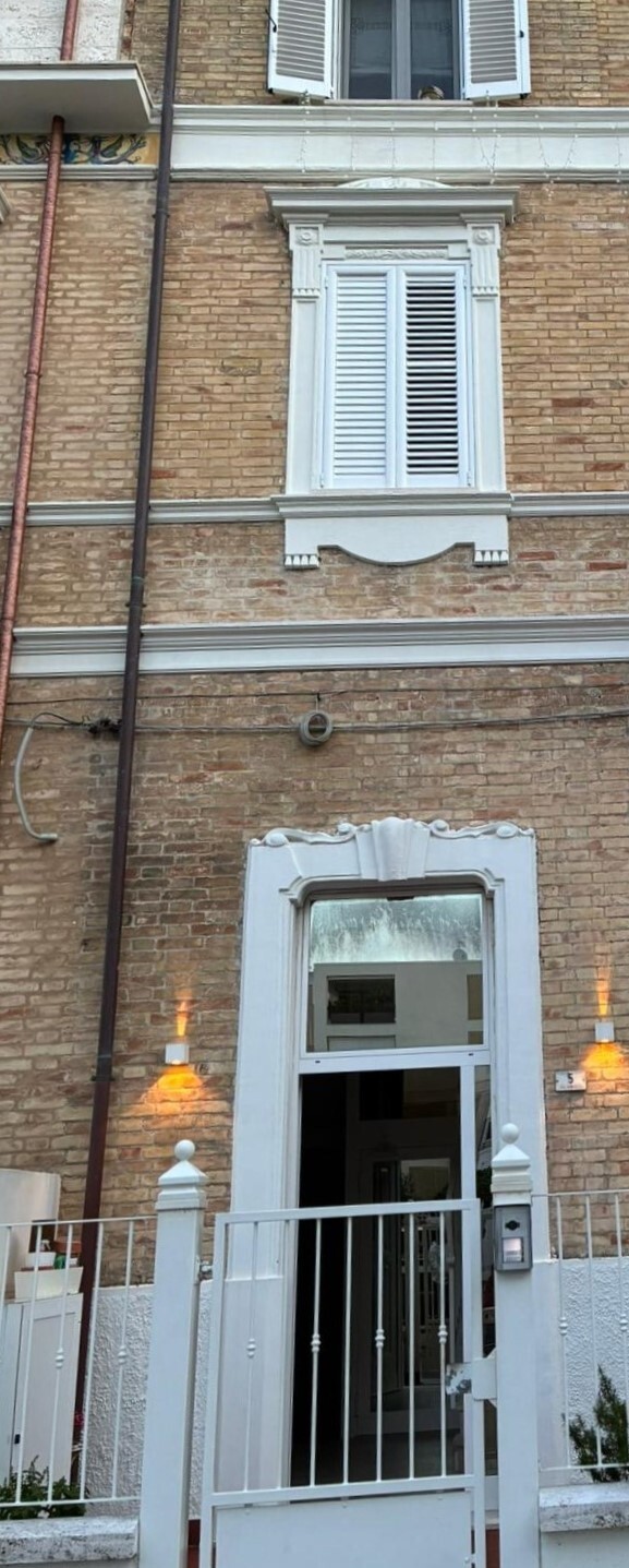 Immagine 10 di Appartamento in affitto  a San Benedetto Del Tronto