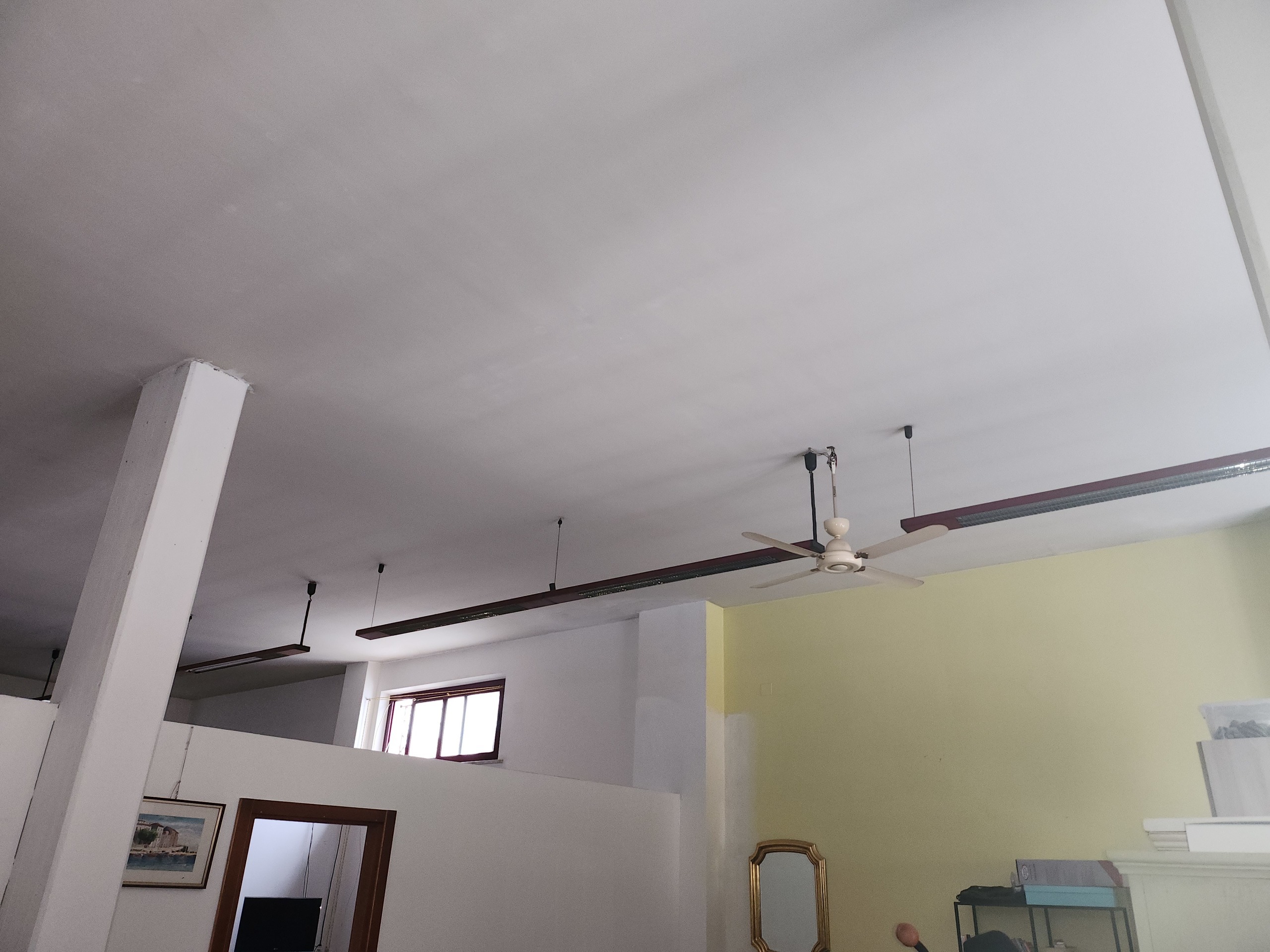 Immagine 7 di Locale commerciale in vendita  a San Benedetto Del Tronto