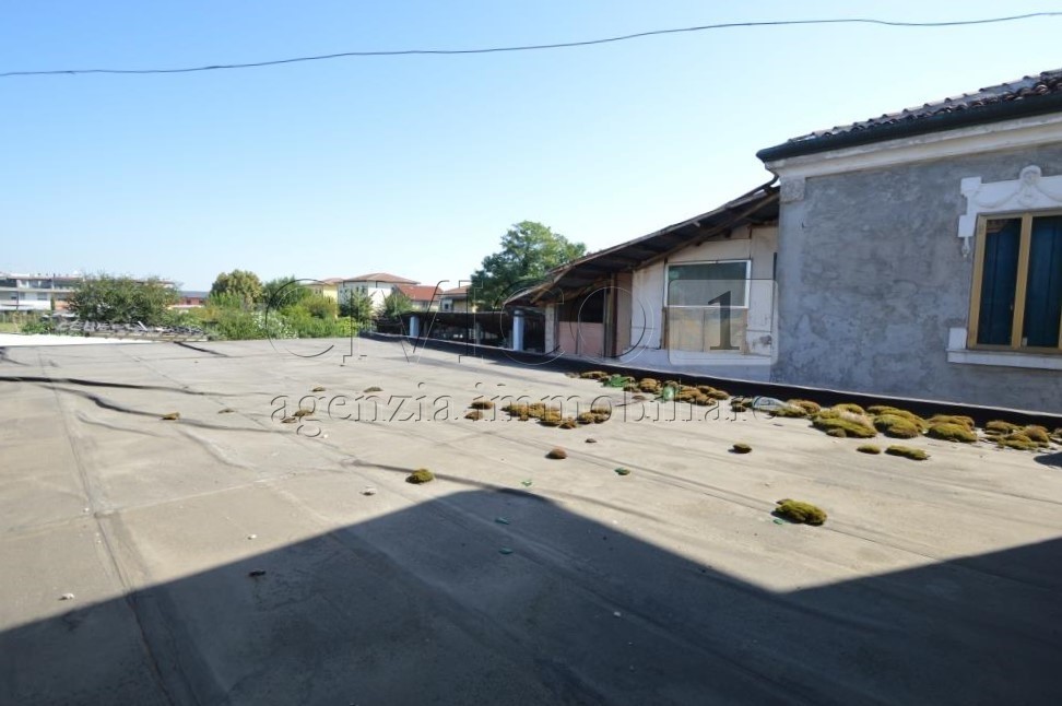 Immagine 6 di Ufficio in vendita  in Via Prolin 135 a Noventa Vicentina