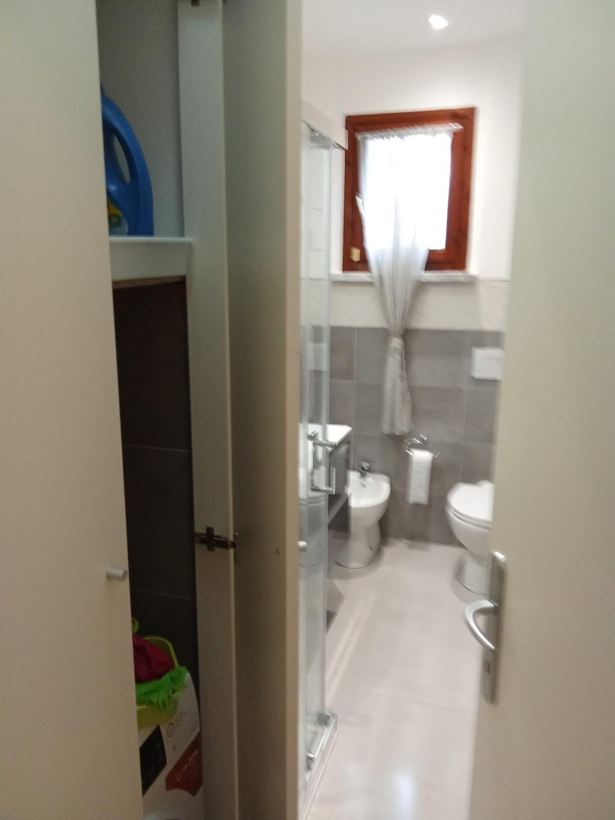 Immagine 12 di Casa semindipendente in vendita  in Via Fratelli Cervi 4 a Ortonovo