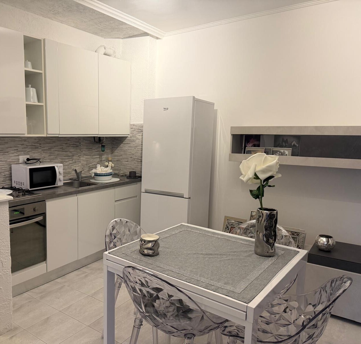 Immagine 1 di Casa semindipendente in vendita  in Via Fratelli Cervi 4 a Ortonovo