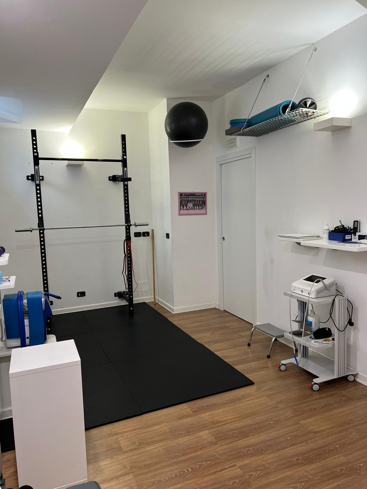 Immagine 7 di Ufficio in vendita  a San Benedetto Del Tronto