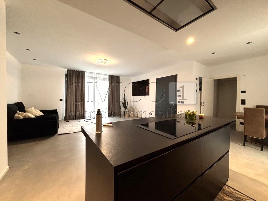 Immagine 2 di Villa in vendita  in Via Chiesa Nuova a Longare