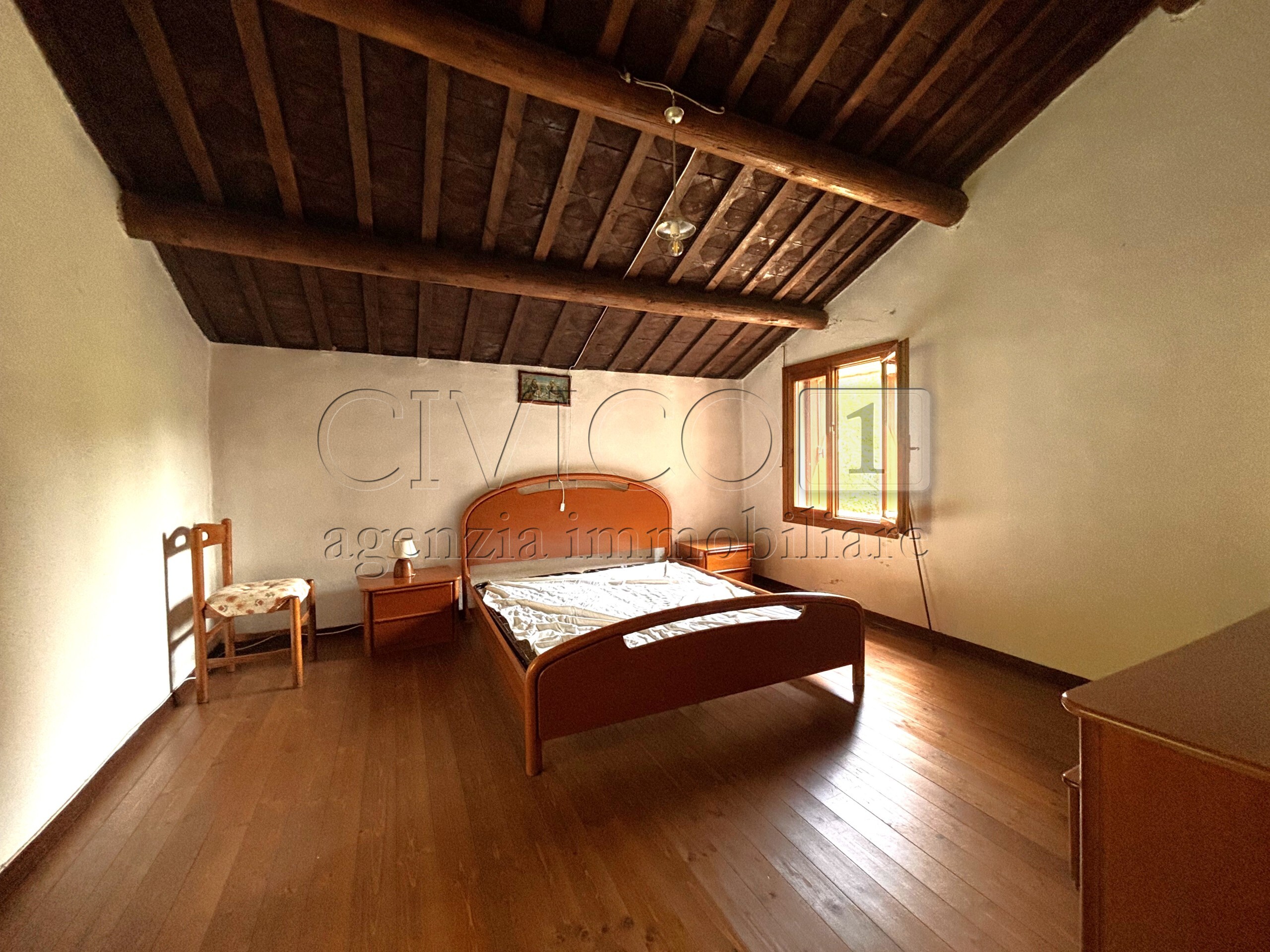 Immagine 10 di Rustico / casale in vendita  in VIA CALBIN 9 a Barbarano Mossano