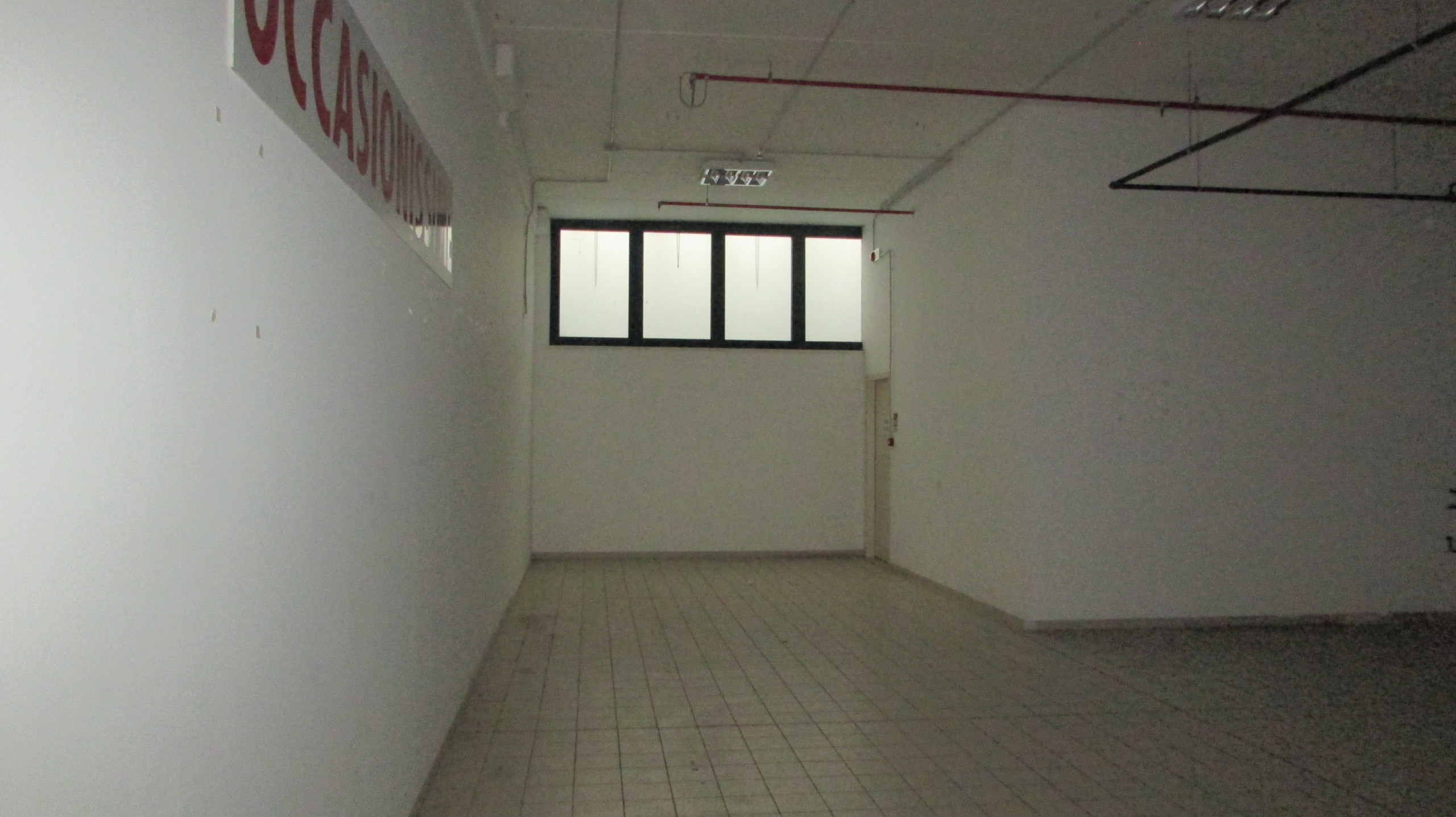 Immagine 19 di Locale commerciale in vendita  in VIA EINAUDI a Civitanova Marche