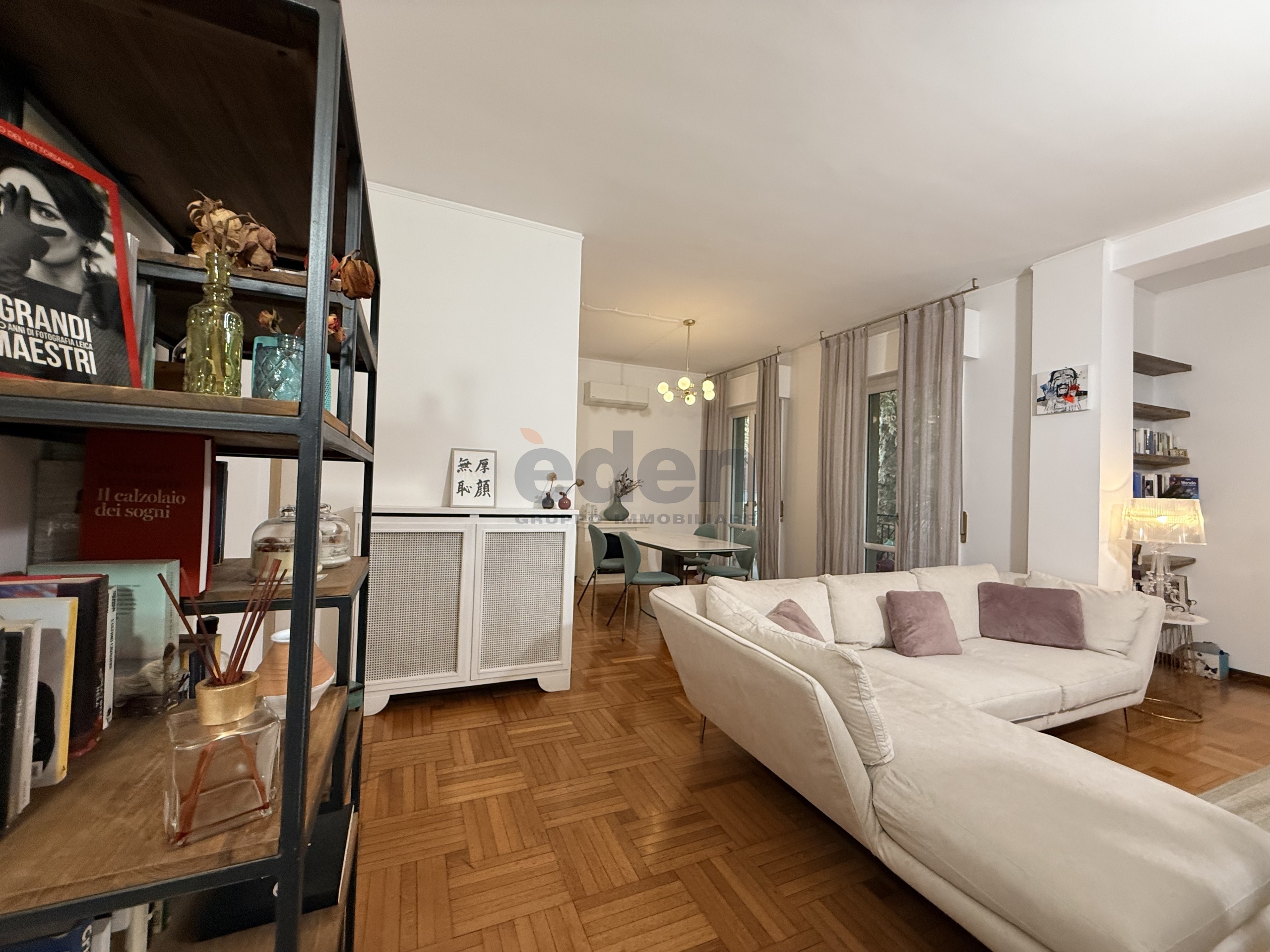 Immagine 22 di Trilocale in vendita  in viale vittorio veneto 102 a Modena