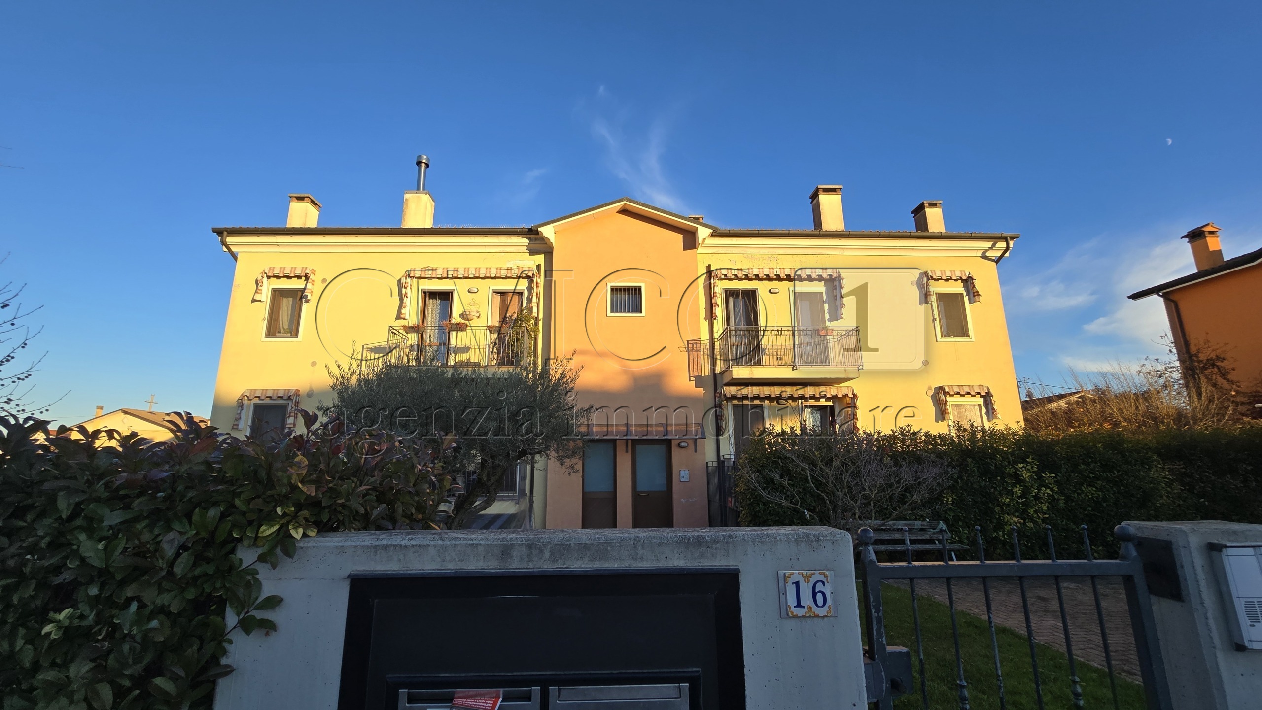 Immagine 33 di Appartamento in vendita  in via Sanvido 16 a Castegnero