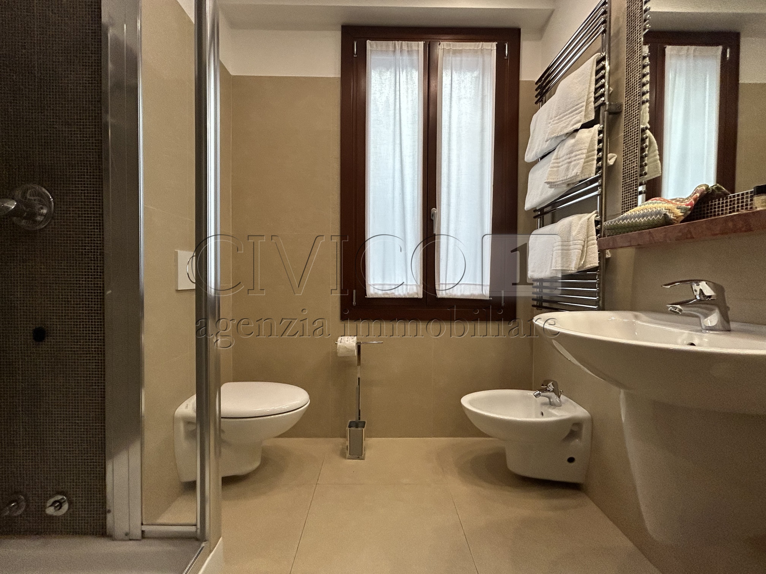 Immagine 11 di Appartamento in affitto  in San Marco a Venezia