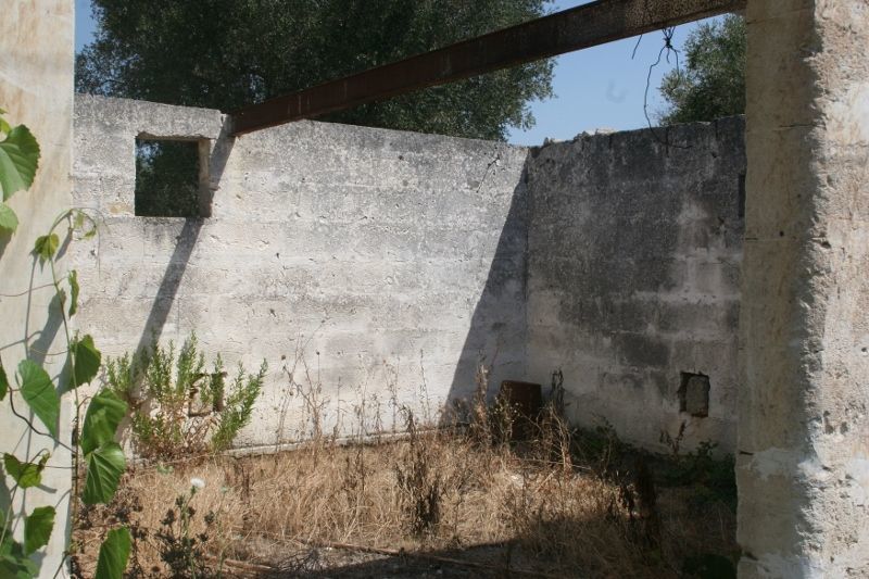 Immagine 10 di Terreno agricolo in vendita  in contrada mandrò a Cutrofiano