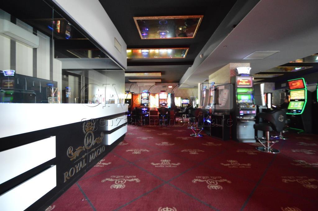 Immagine 1 di Locale commerciale in vendita  in Via Prolin 133 a Noventa Vicentina