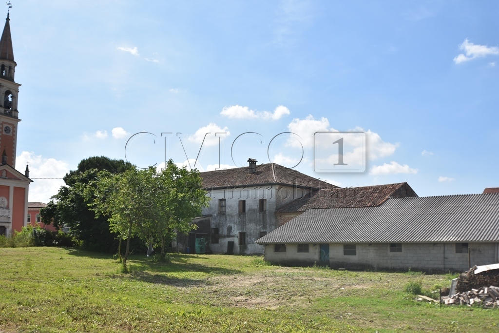 Immagine 4 di Rustico / casale in vendita  in Via Chiesa Rampazzo 17 a Camisano Vicentino