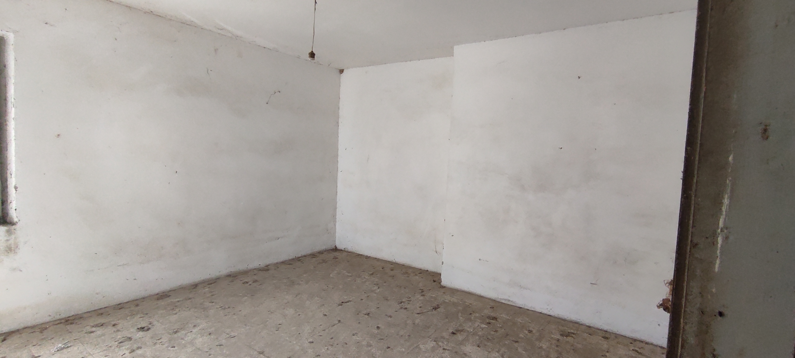 Immagine 11 di Casa indipendente in vendita  a Controguerra