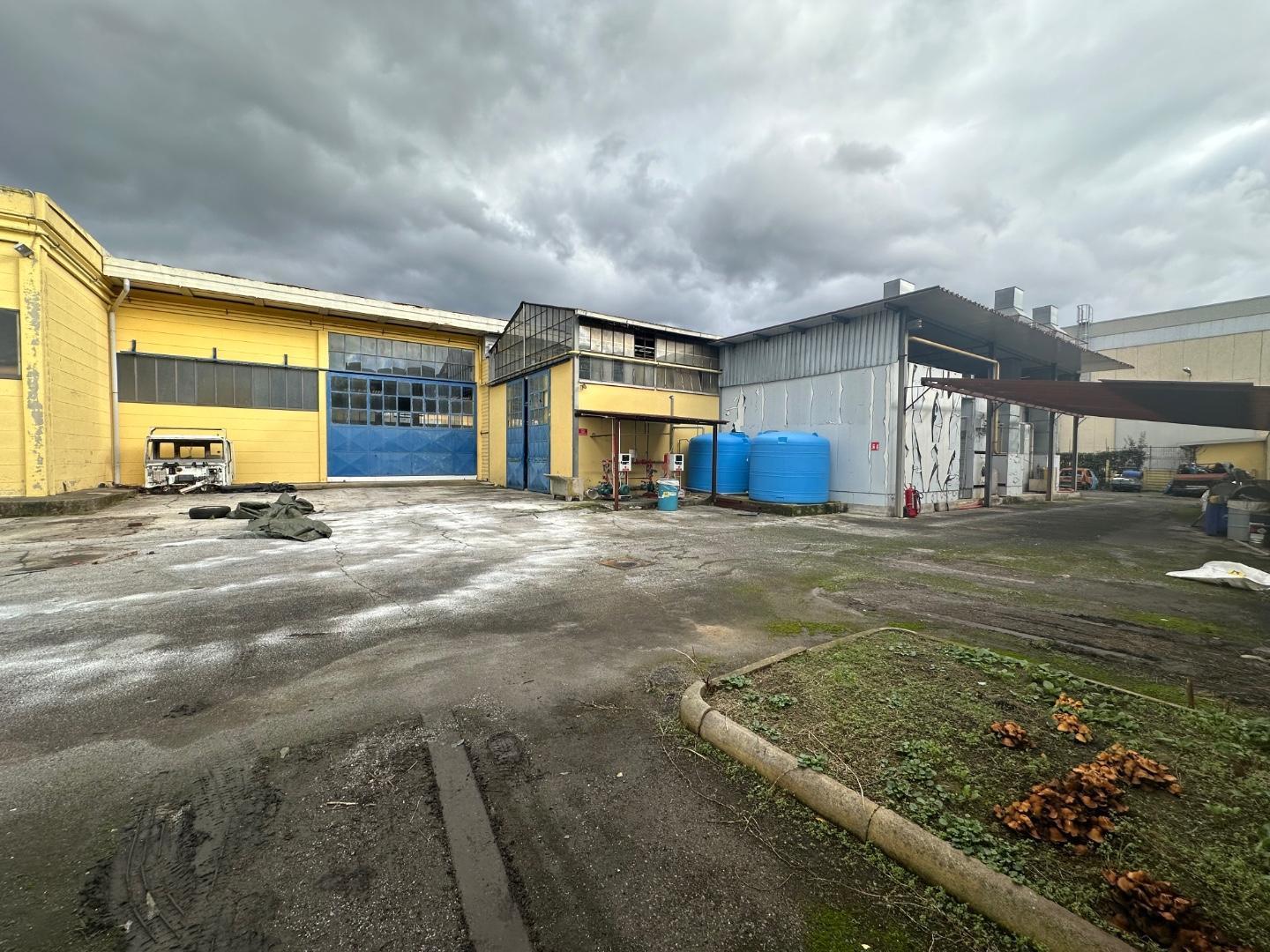Immagine 14 di Capannone industriale in vendita  in Via del Pozzo 14 a Massa