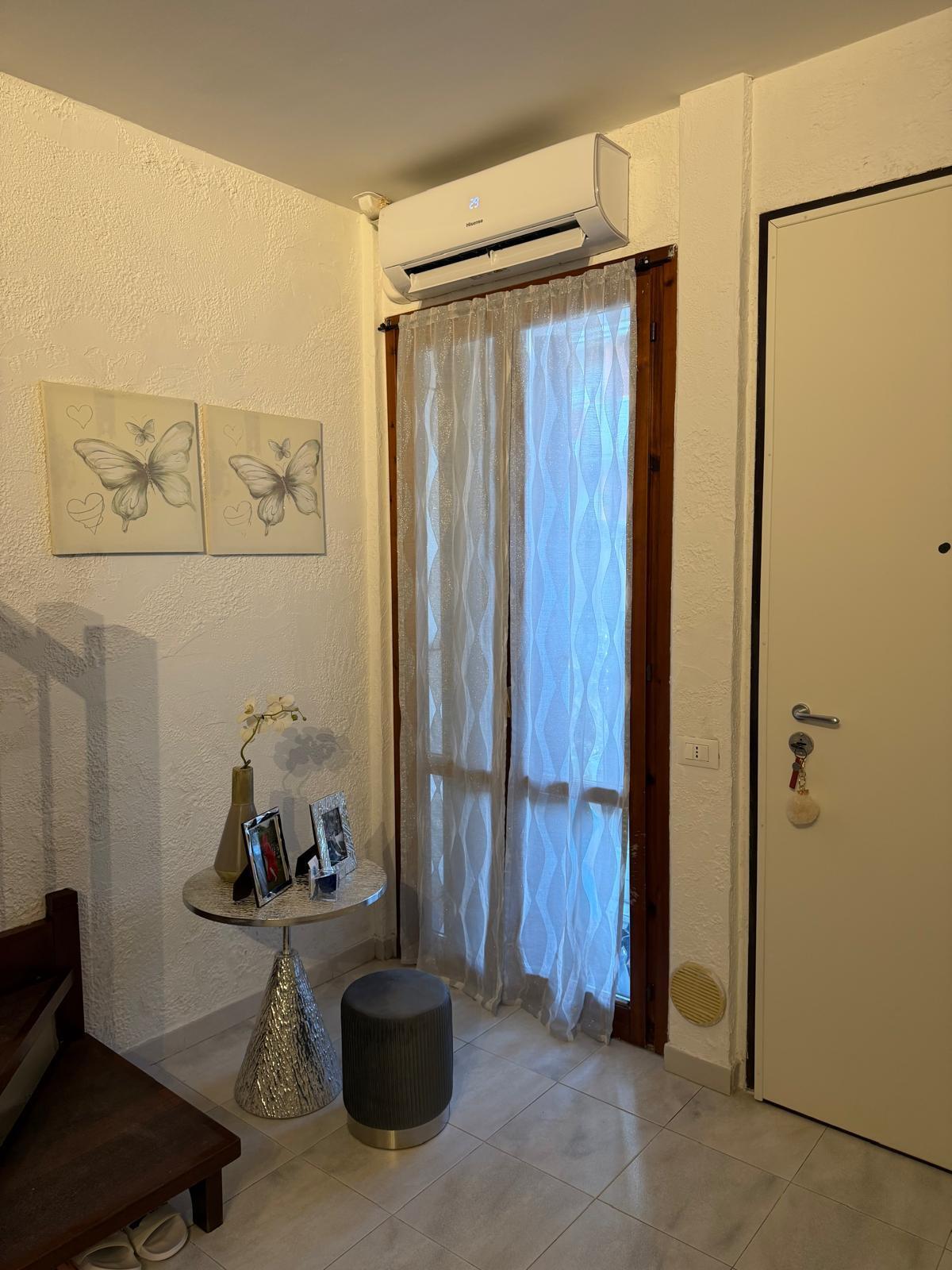 Immagine 10 di Casa semindipendente in vendita  in Via Fratelli Cervi 4 a Ortonovo