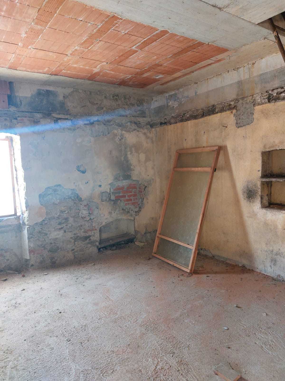 Immagine 14 di Terratetto in vendita  in Via Paradiso 3 a Castelnuovo Magra