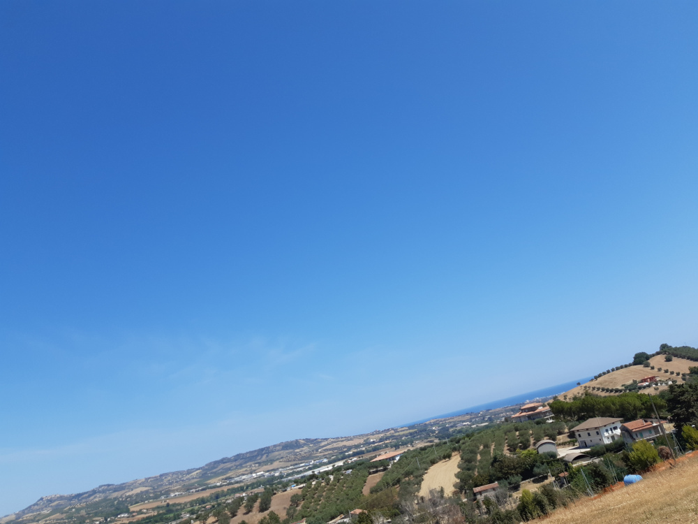 Immagine 5 di Casa indipendente in vendita  a Tortoreto