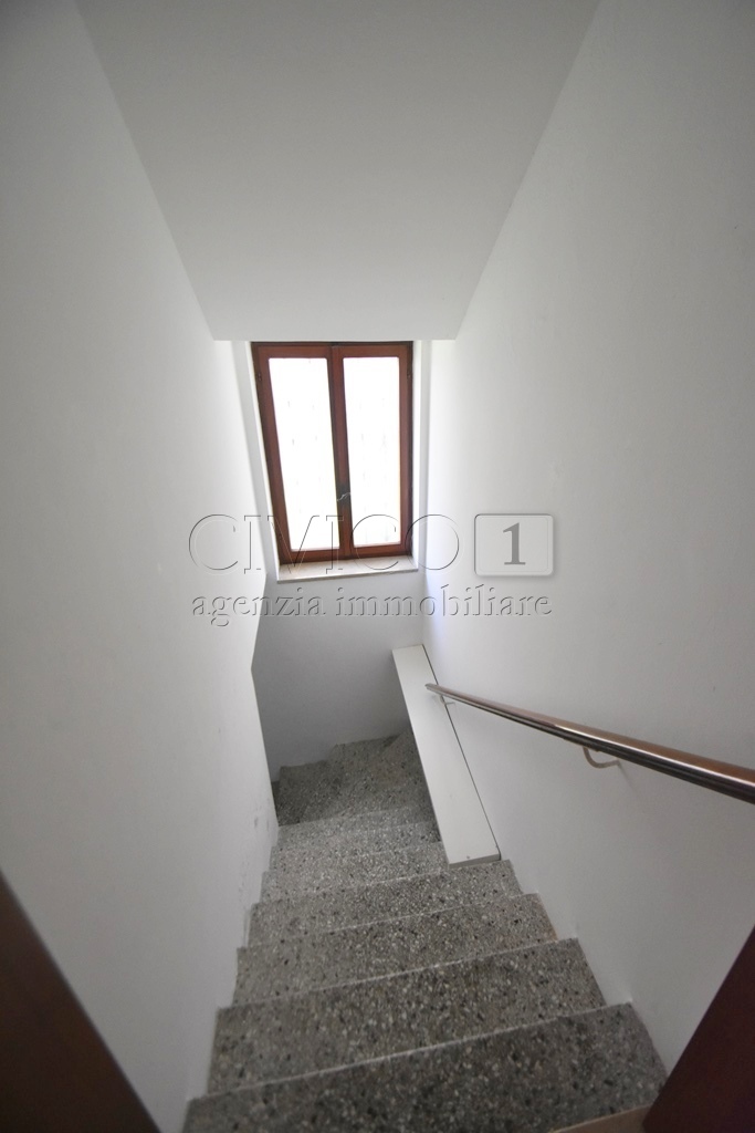 Immagine 21 di Casa bifamiliare in affitto  in ViaLE DELLA PACE 100 a Vicenza