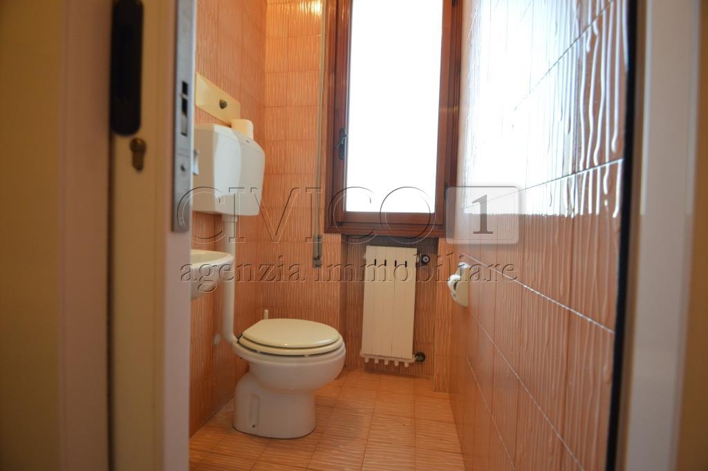 Immagine 20 di Ufficio in vendita  in Via Prolin 135 a Noventa Vicentina
