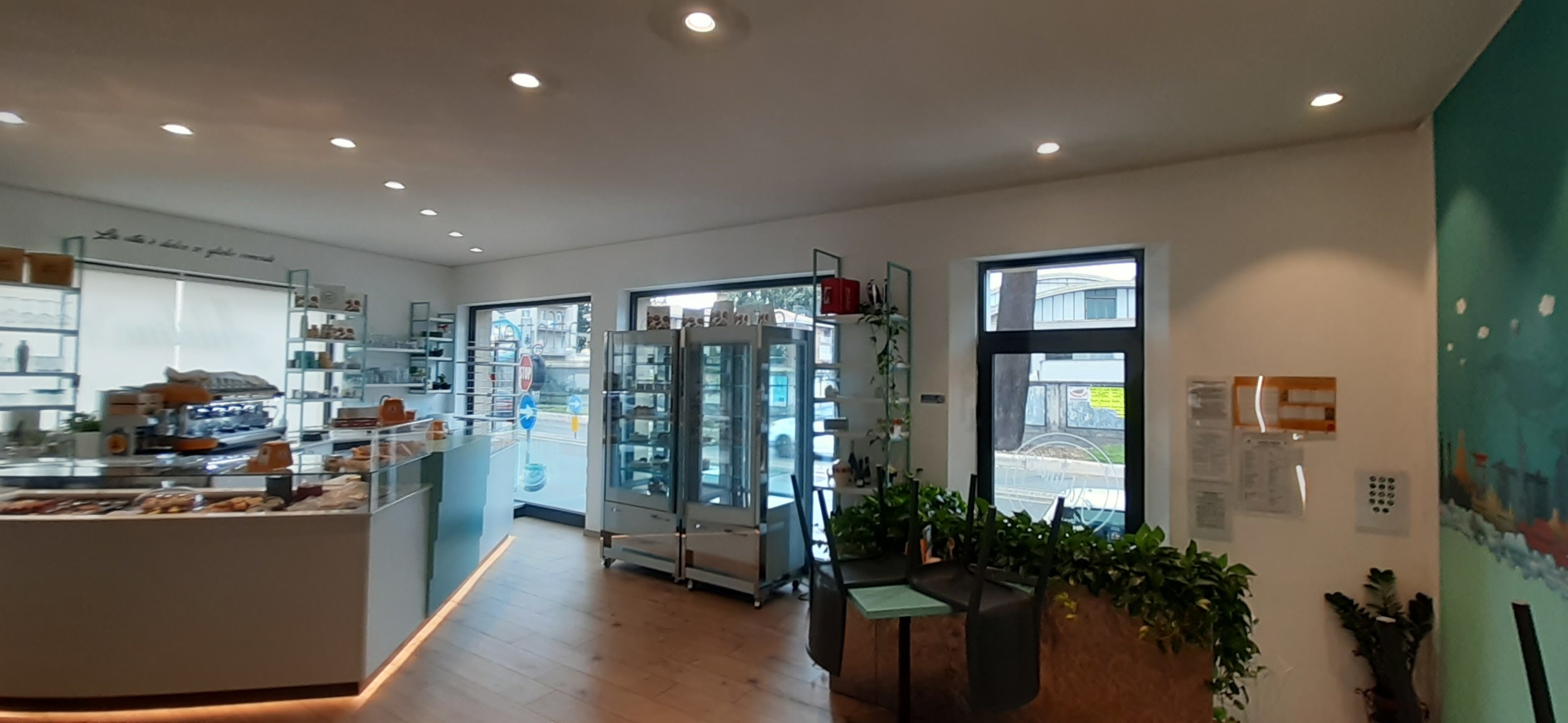 Immagine 1 di Locale commerciale in affitto  in Via Milano 94 a Somma Lombardo