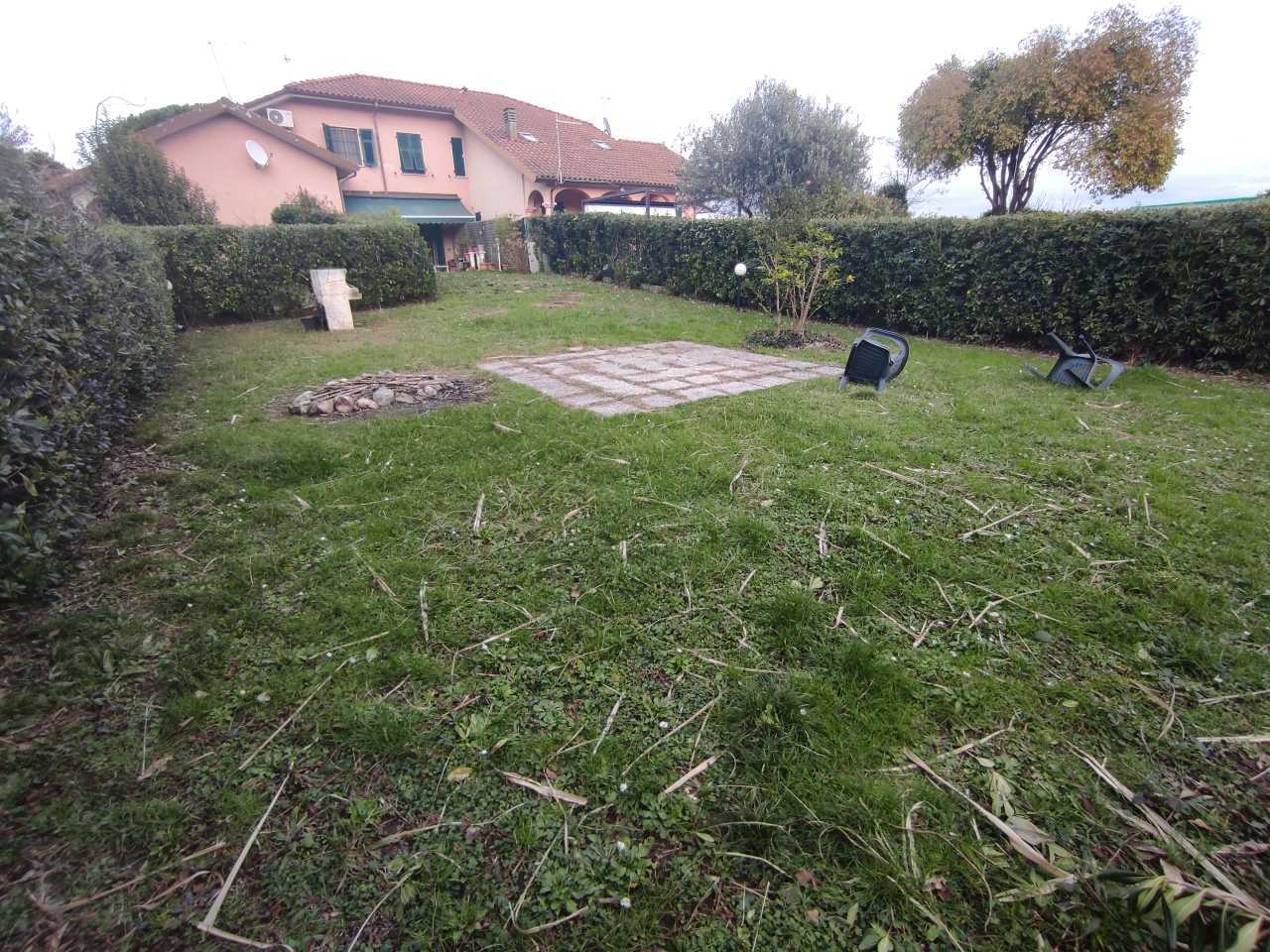 Immagine 4 di Terratetto in vendita  in Via Baban a Ameglia