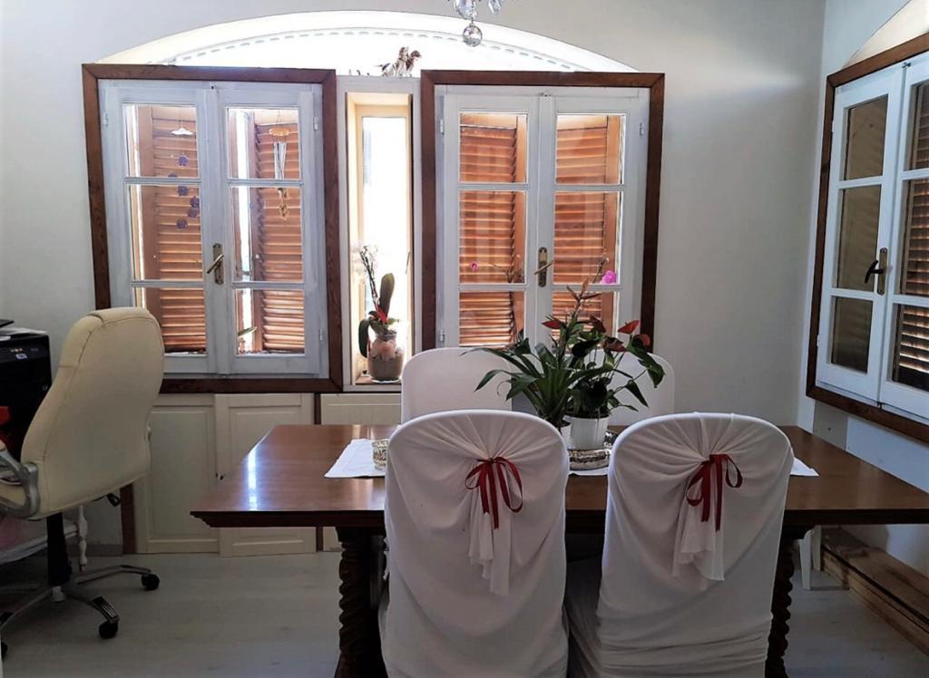 Immagine 9 di Casa semindipendente in vendita  in Via Baccanella 9 a Castelnuovo Magra