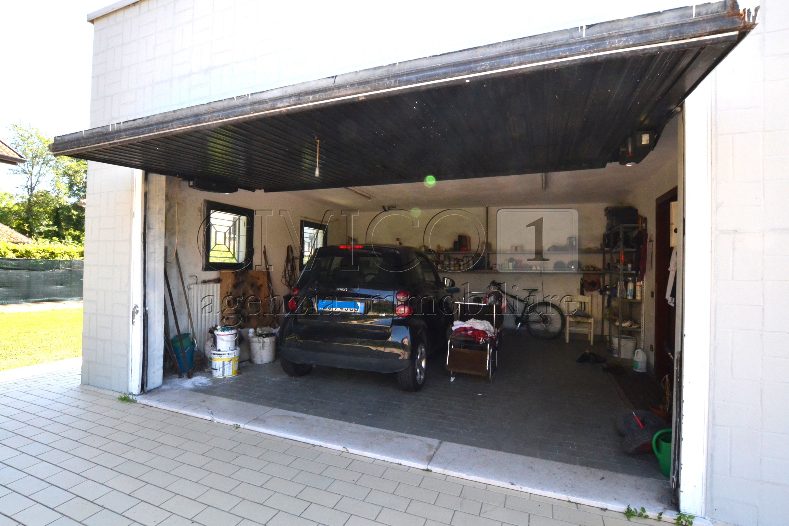 Immagine 7 di Casa bifamiliare in vendita  in via deledda 13 a Selvazzano Dentro