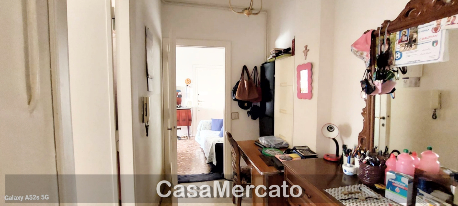 Immagine 12 di Bilocale in vendita  a Rocca Di Papa