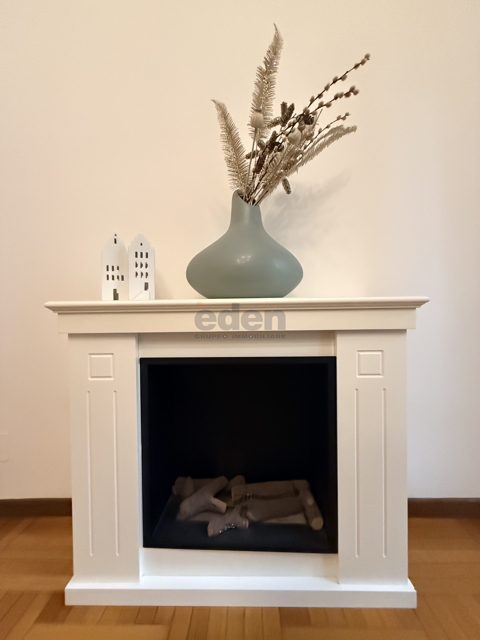 Immagine 31 di Trilocale in vendita  in viale vittorio veneto 102 a Modena