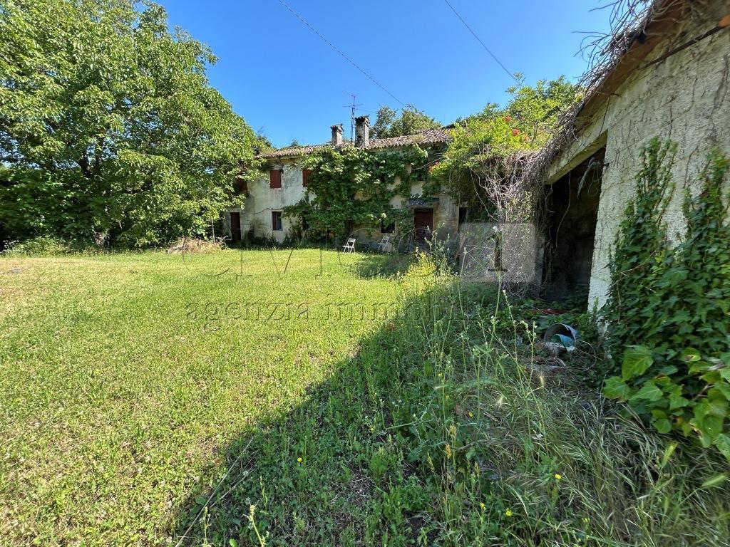 Immagine 2 di Rustico / casale in vendita  in Via Tavella 10 a Barbarano Mossano