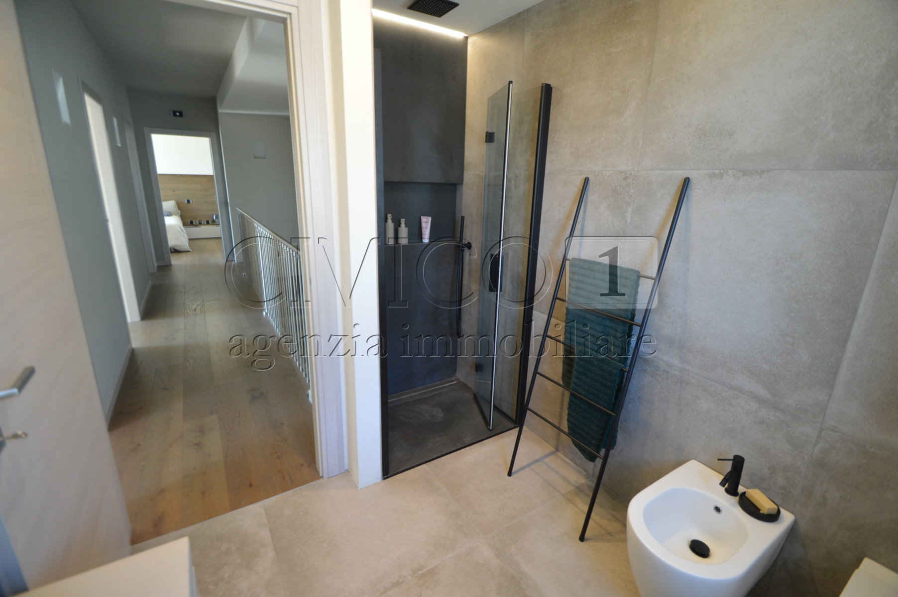 Immagine 23 di Casa trifamiliare in vendita  in Via San Salvatore a Nanto