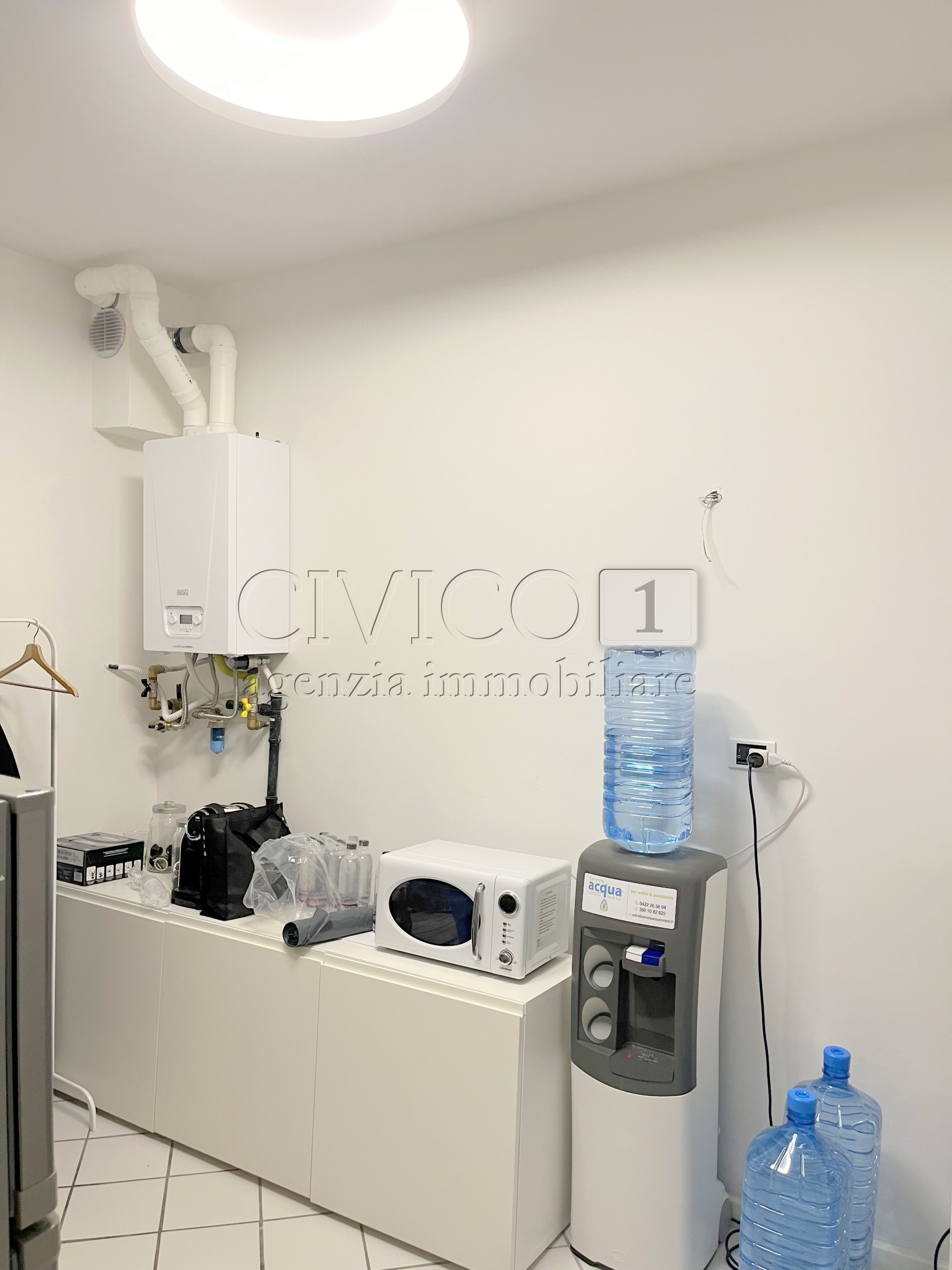 Immagine 17 di Ufficio in affitto  in Viale della Scienza 38 a Vicenza