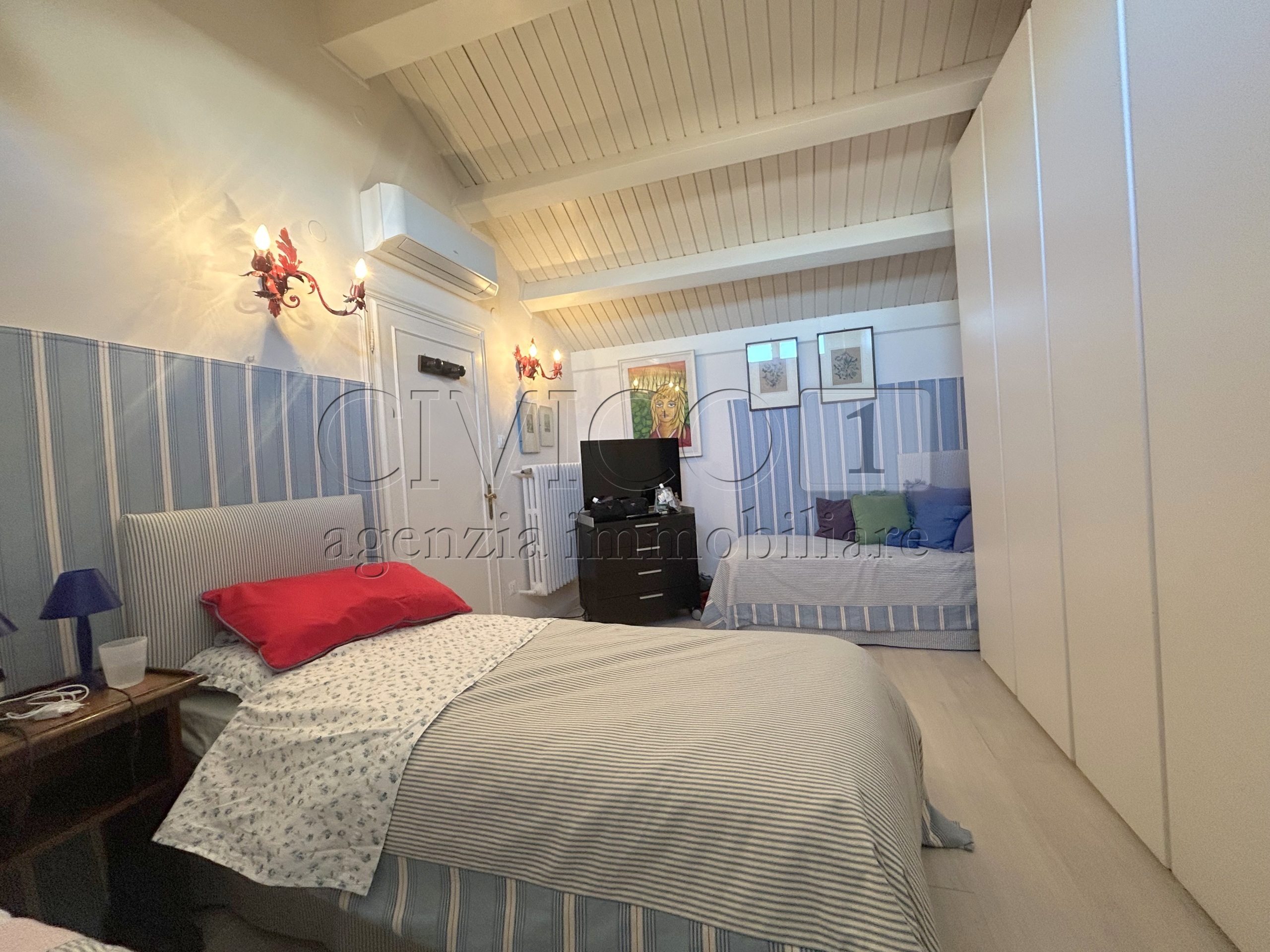 Immagine 10 di Mansarda in vendita  in Via Lorenzo Marcello a Venezia