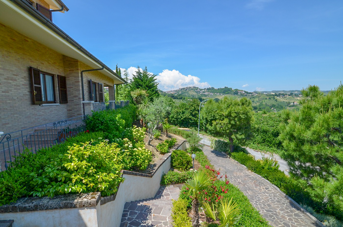 Immagine 4 di Casa indipendente in vendita  a Acquaviva Picena