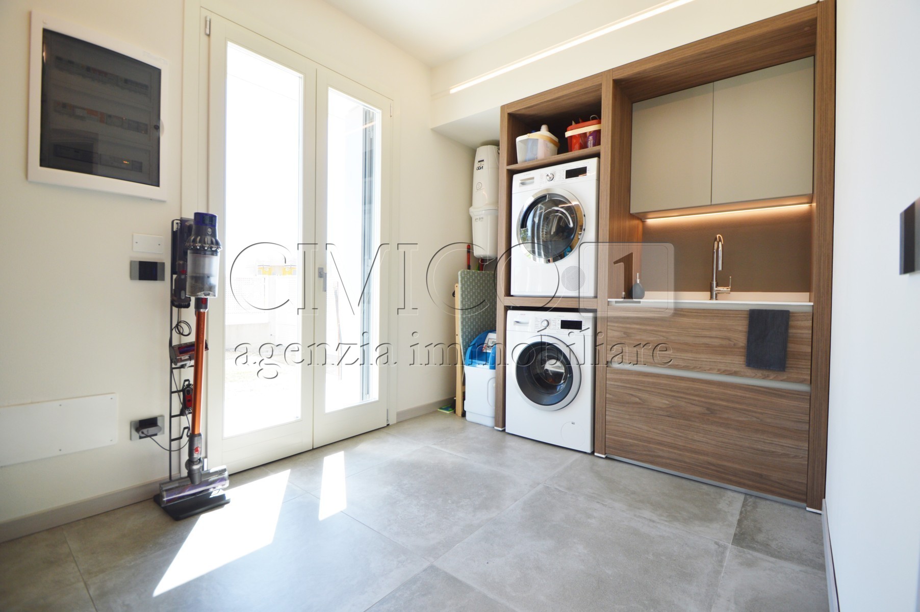 Immagine 25 di Casa trifamiliare in vendita  in Via San Salvatore a Nanto