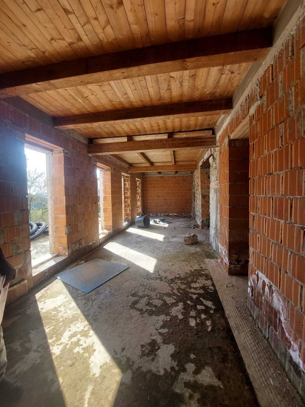 Immagine 20 di Casa semindipendente in vendita  in Via Belvedere 13 a Sarzana