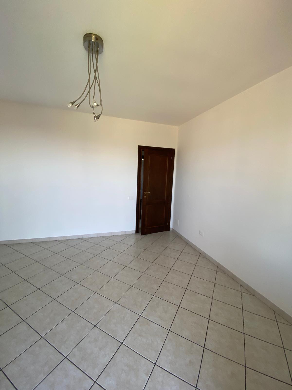 Immagine 18 di Appartamento in vendita  in Via Paradiso a Castelnuovo Magra