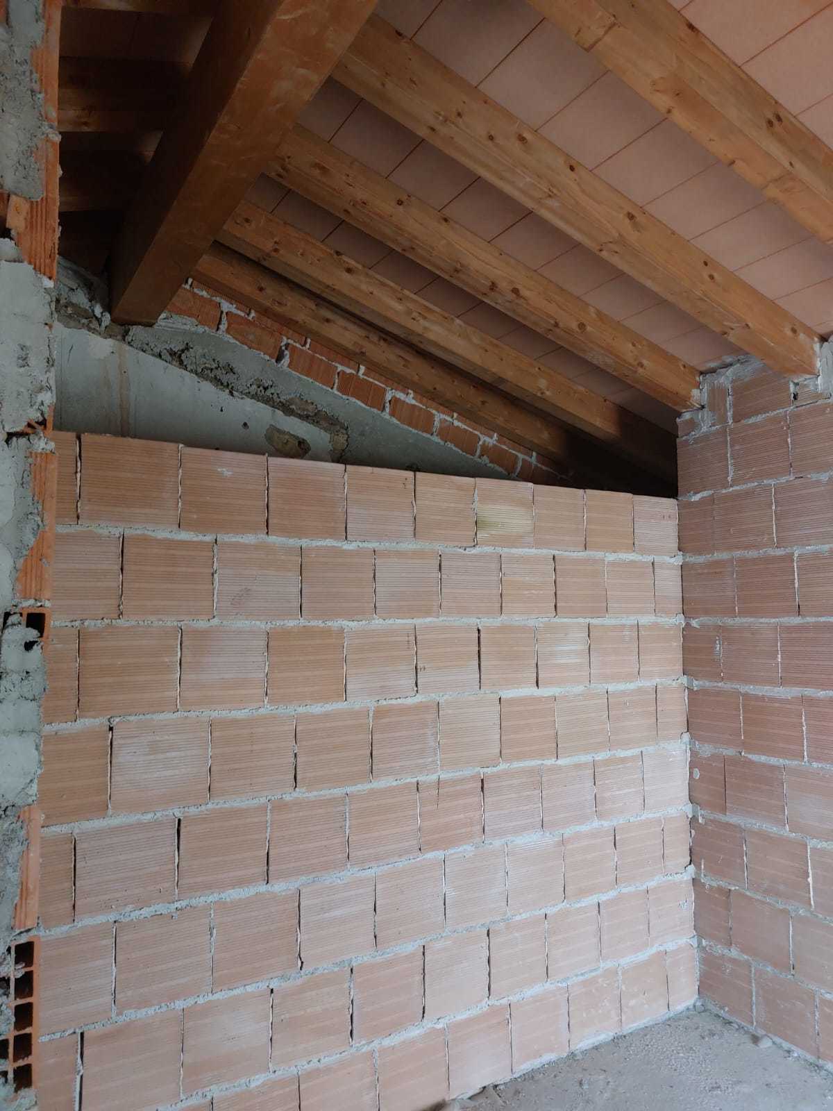 Immagine 19 di Terratetto in vendita  in Via Paradiso 3 a Castelnuovo Magra