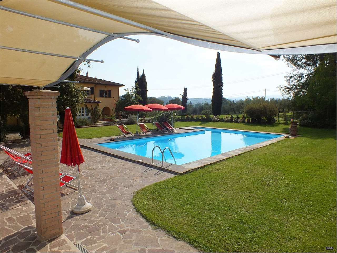 Immagine 6 di Villa in vendita  a Fauglia