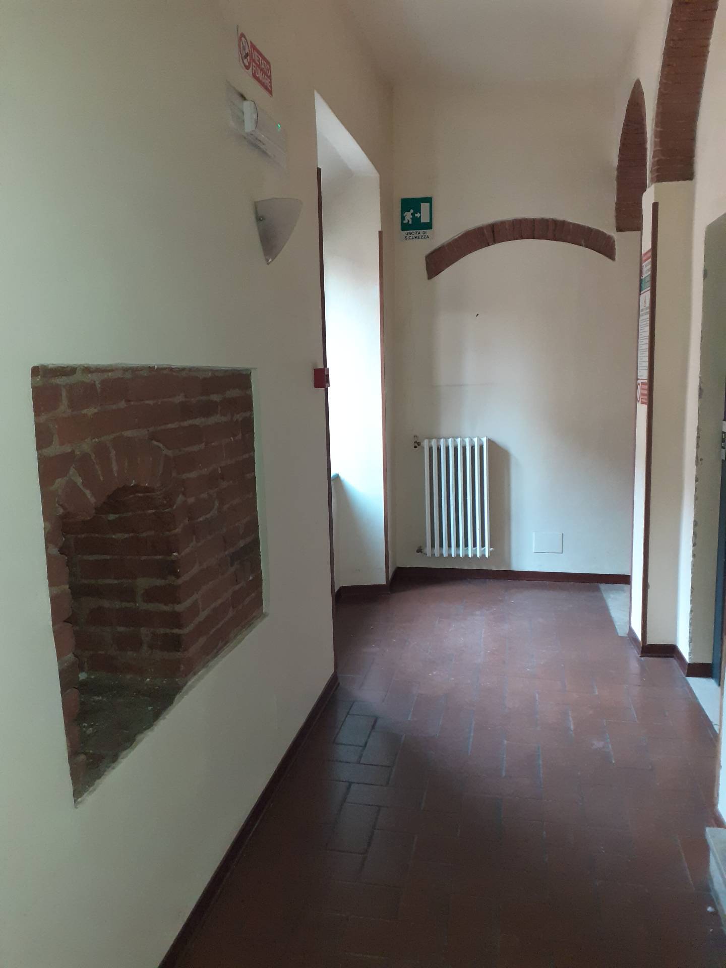 Immagine 5 di Albergo/B&B/Residence in vendita  a Pisa