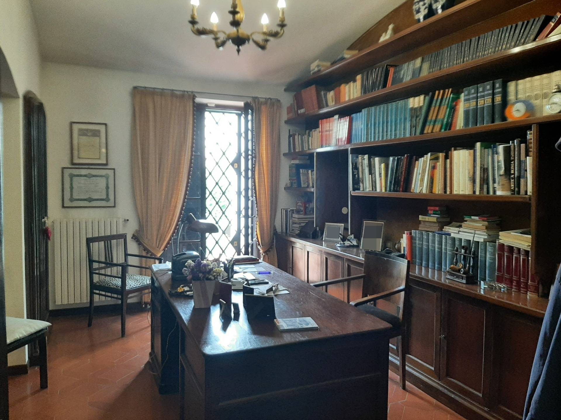 Immagine 5 di Villa in vendita  a Pisa