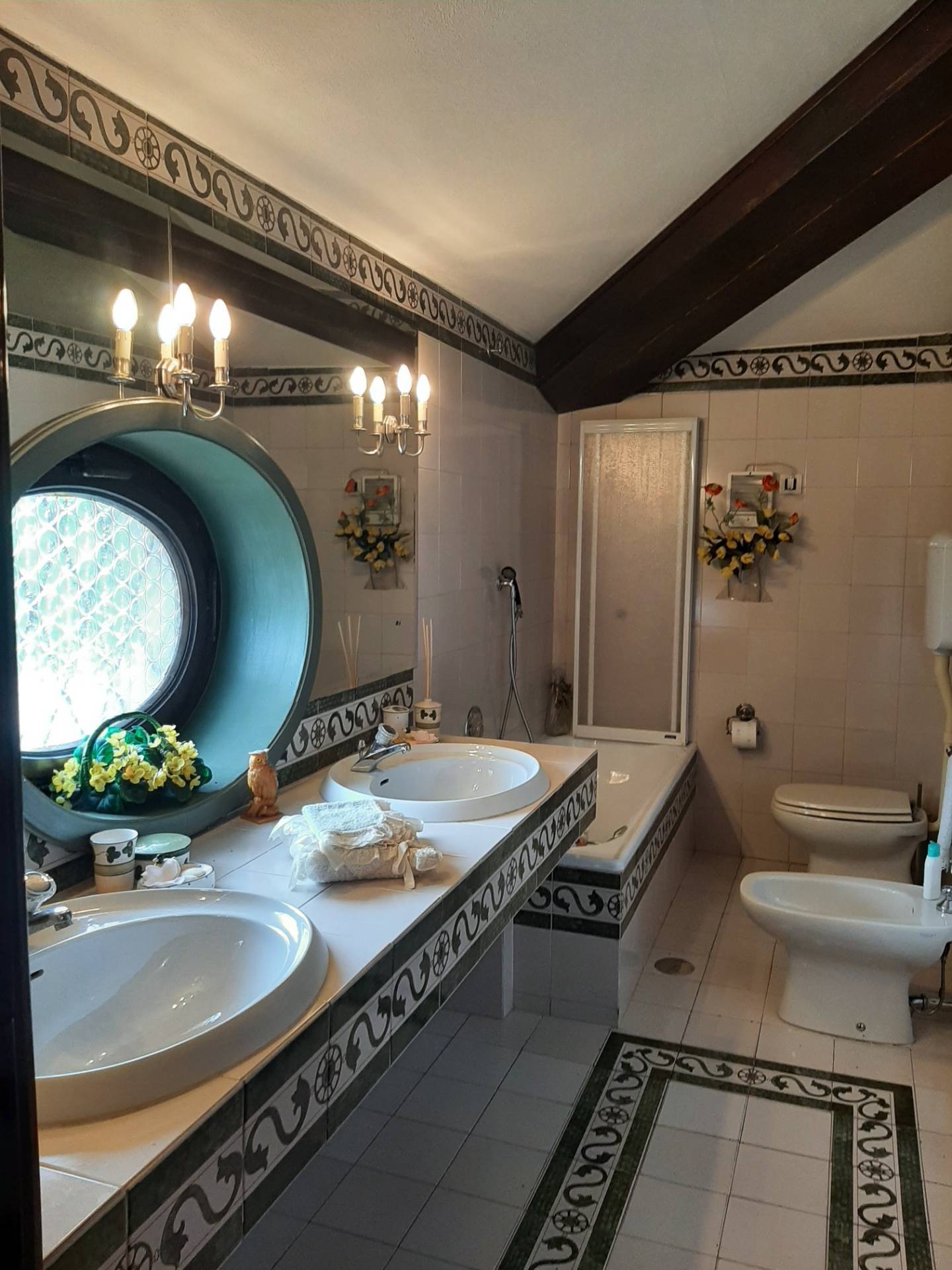 Immagine 29 di Villa in vendita  a Pisa