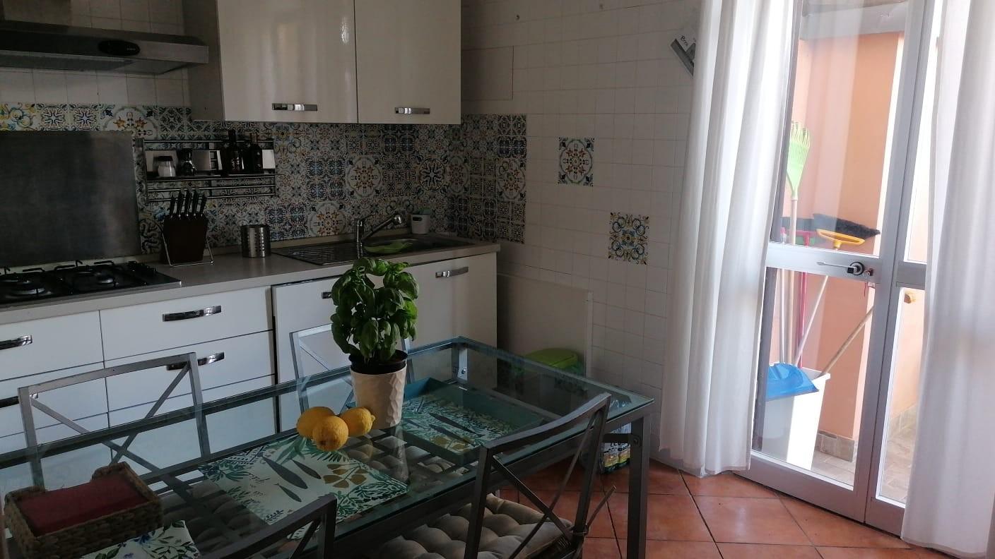 Immagine 9 di Casa bifamiliare in affitto  a Montignoso