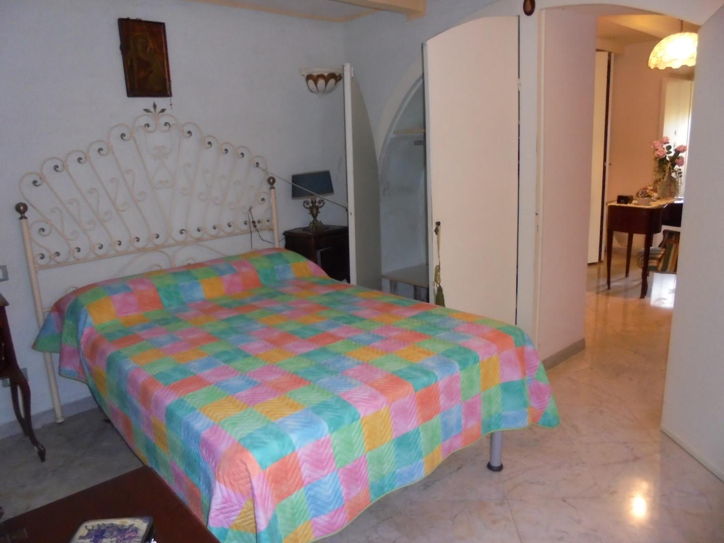 Immagine 16 di Appartamento in vendita  a Massa