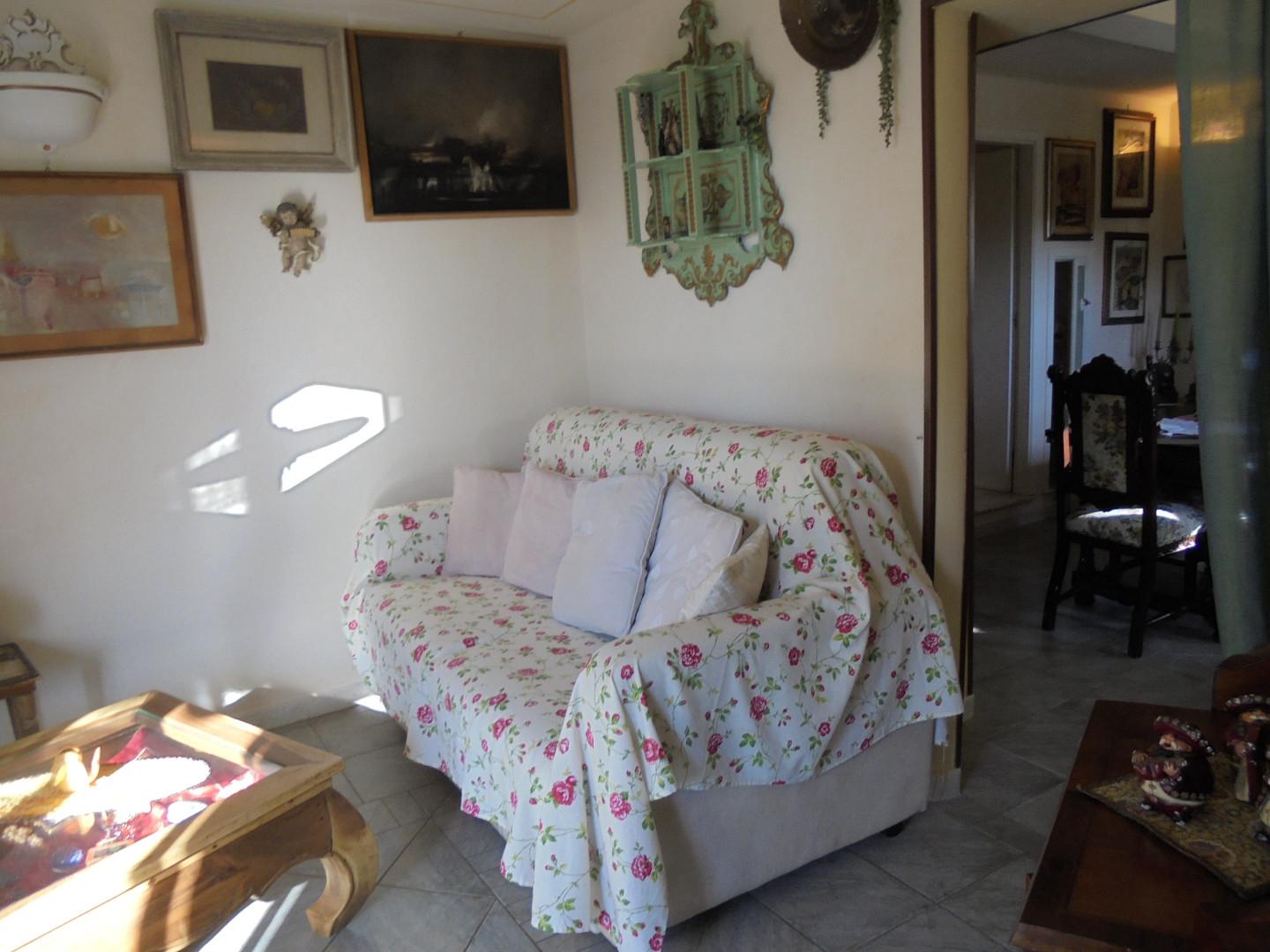 Immagine 27 di Appartamento in vendita  a Massa