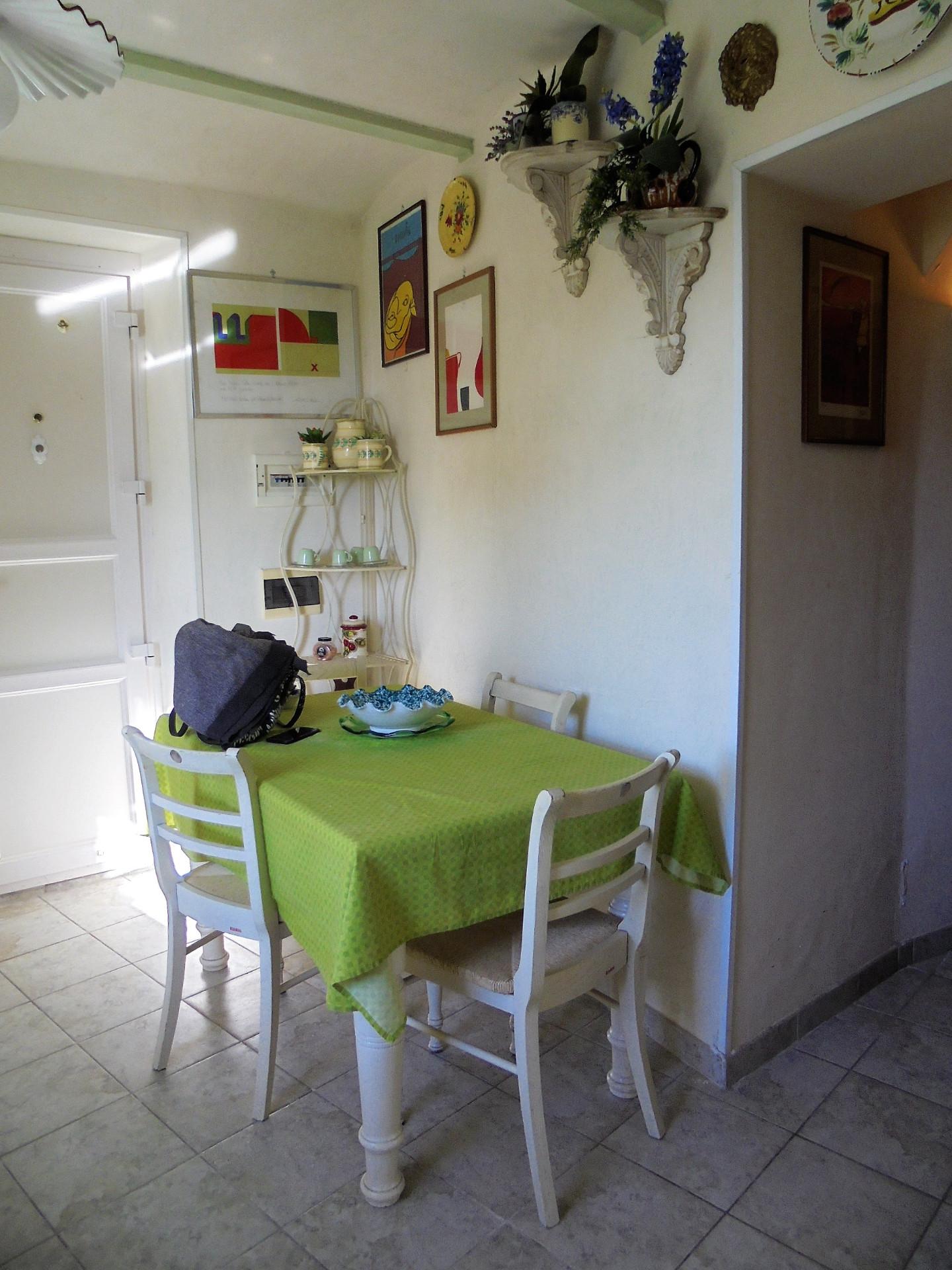 Immagine 13 di Appartamento in vendita  a Massa