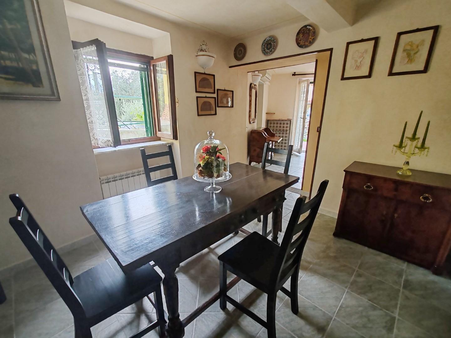 Immagine 40 di Appartamento in vendita  a Massa