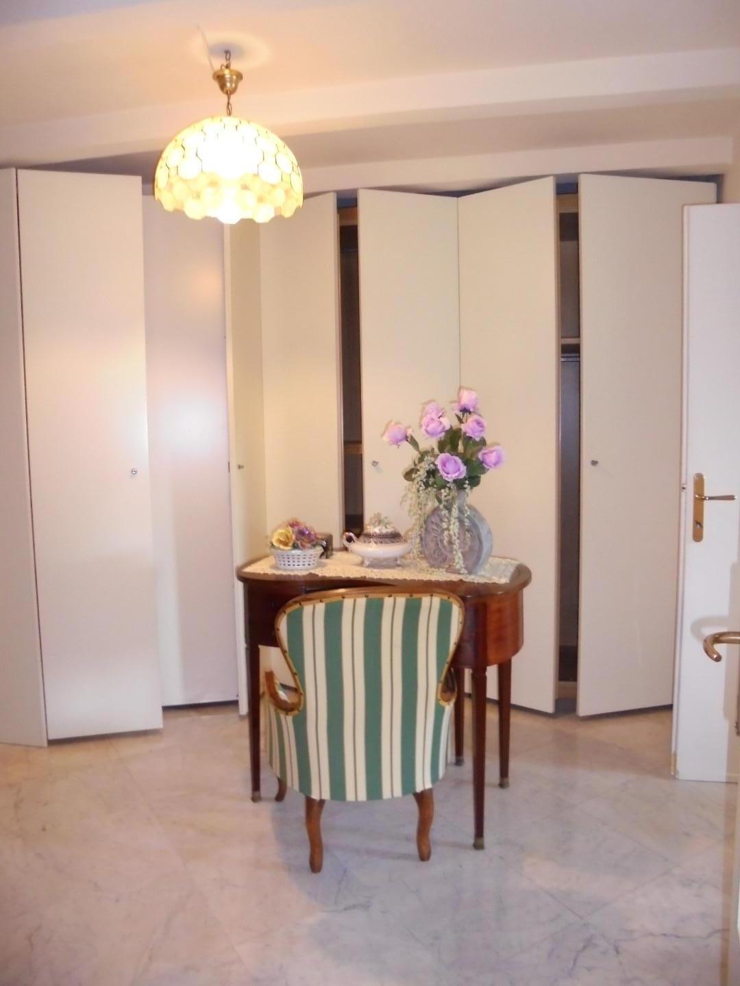 Immagine 9 di Appartamento in vendita  a Massa