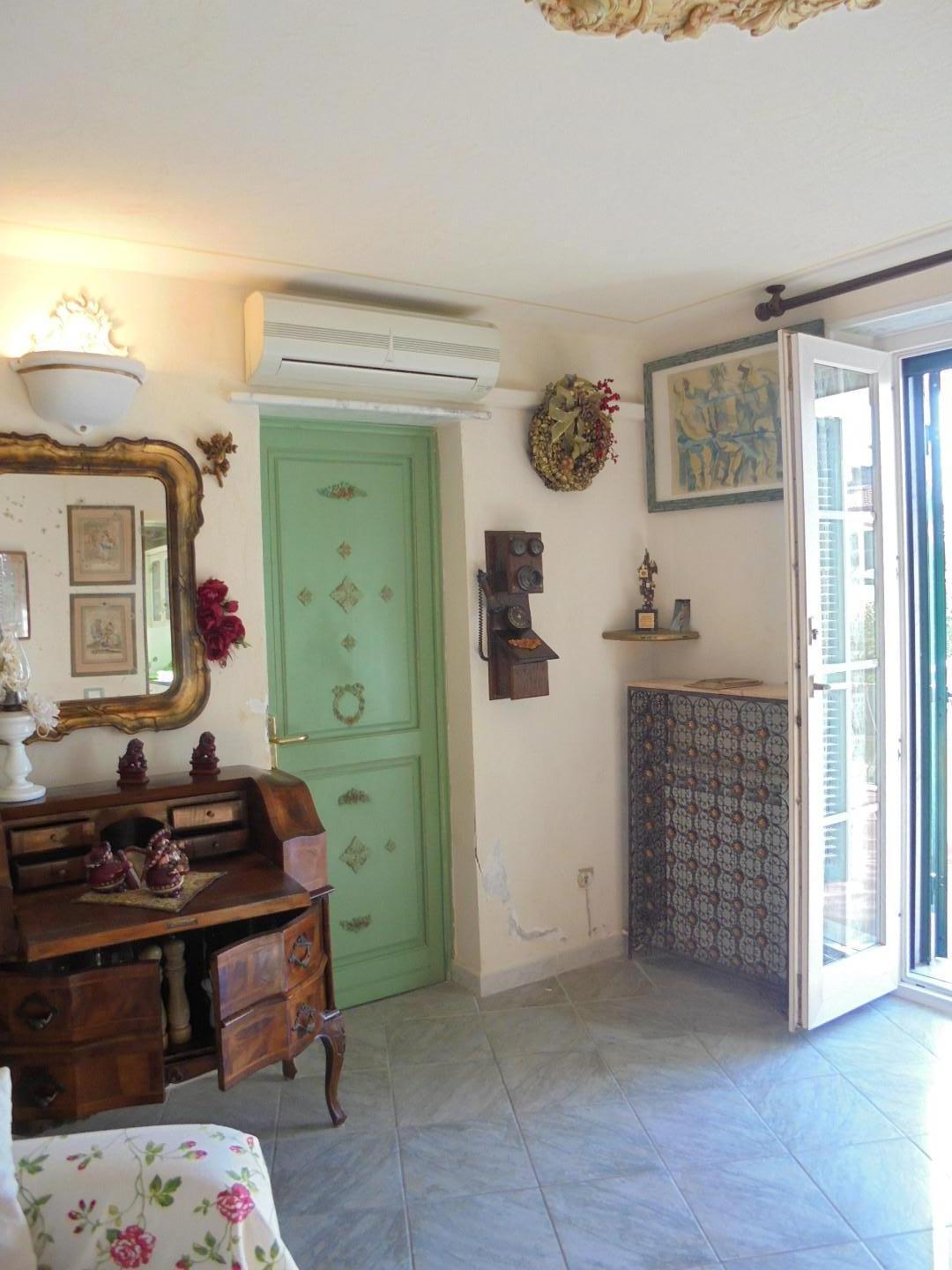 Immagine 26 di Appartamento in vendita  a Massa